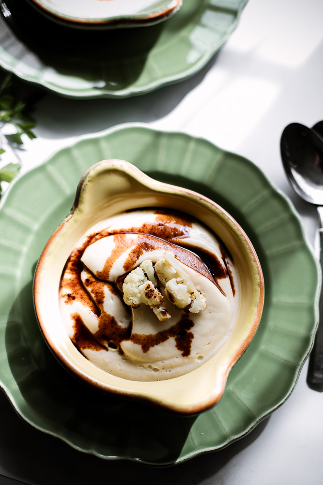 roasted cauliflower soup in bowl